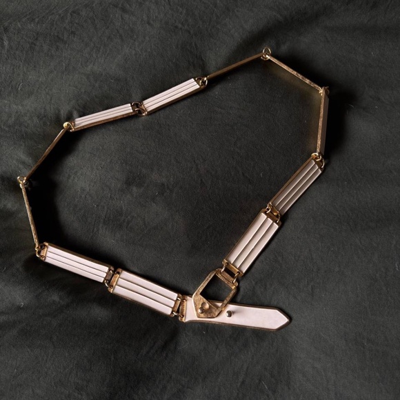 Accessocraft NYC Gold Tone White and Gold Enamel Belt 18K - Picture 3 of 7